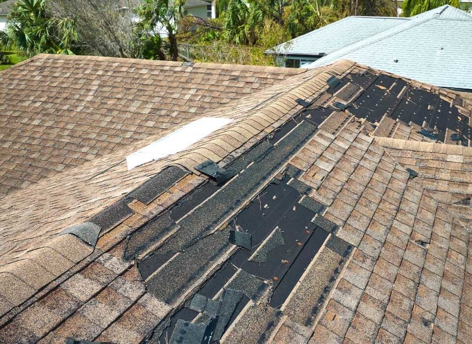 6 Signs That Your Roof Needs To Be Repaired Or Replaced